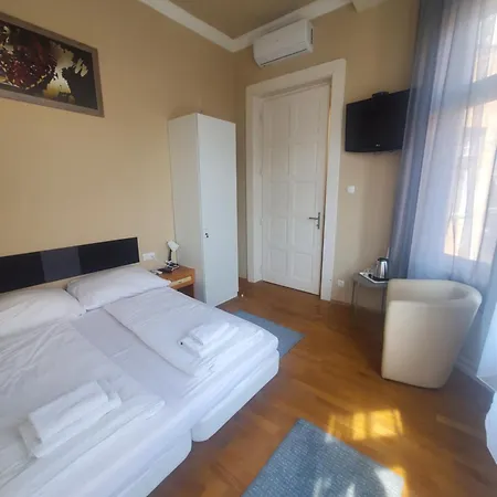 Treestyle Deluxe Bed & Breakfast Budapešť